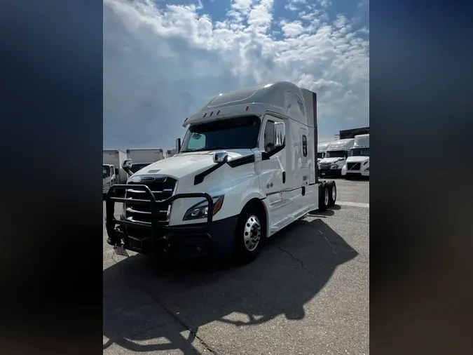 2020 FREIGHTLINER/MERCEDES NEW CASCADIA PX126647326e7e3bc19a370b6b6d76e1f8c2ab8