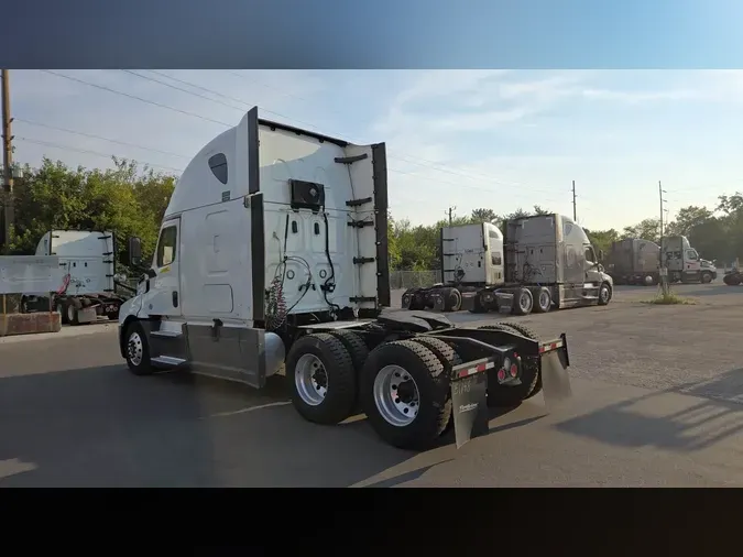 2020 Freightliner Cascadia