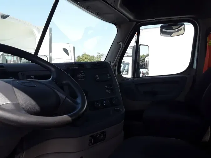 2018 FREIGHTLINER CASCADIA 125
