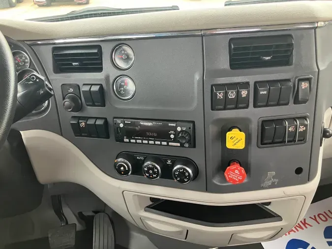 2022 Peterbilt 579