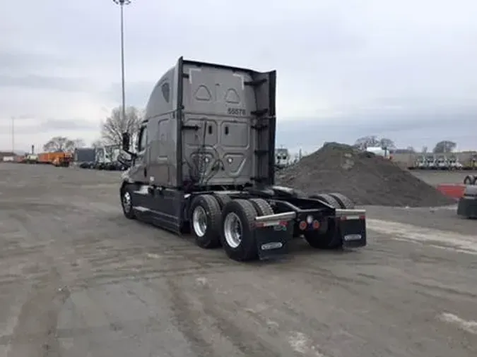 2023 Freightliner Cascadia