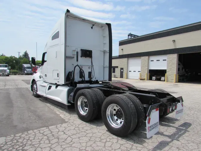 2022 Kenworth T680
