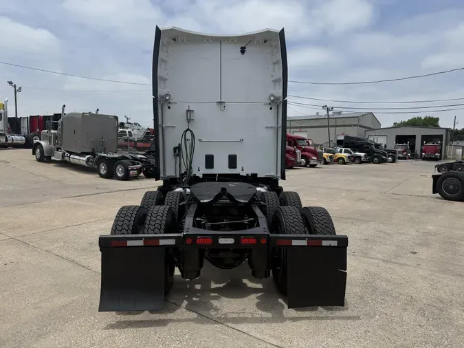 2021 Peterbilt 579