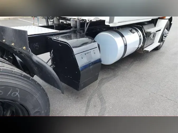 2020 FREIGHTLINER CA126