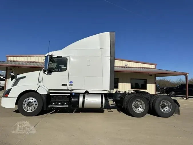 2016 VOLVO VNL64T630