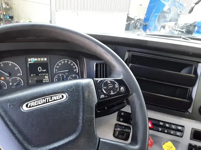 2019 FREIGHTLINER NEW CASCADIA PX12664