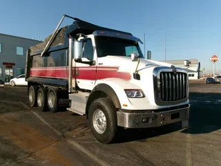 2023 International HX620