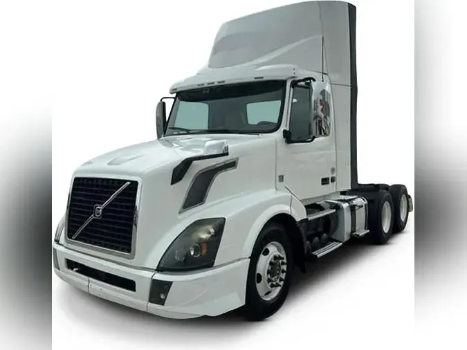 2017 Volvo VNL300734b8e6b073ae842676cbd1ab7e8d3fb