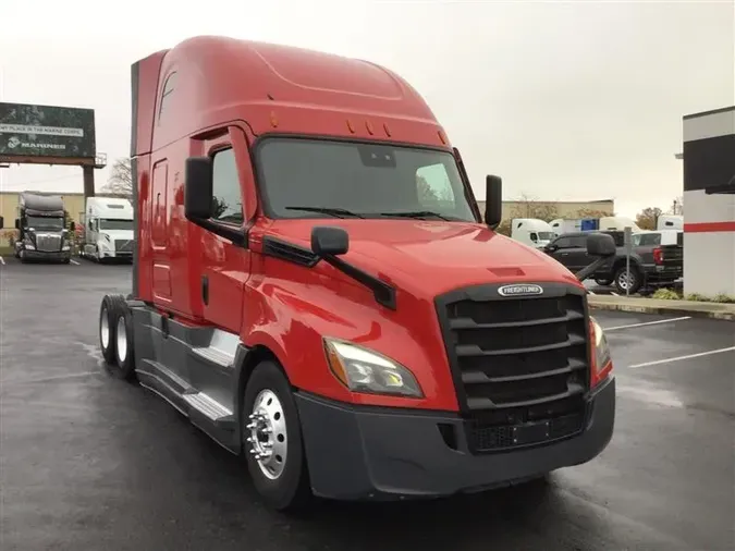 2021 FREIGHTLINER CASCADIA