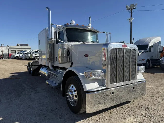 2023 Peterbilt 38973546068a25dba95a3b72a3b97229f16