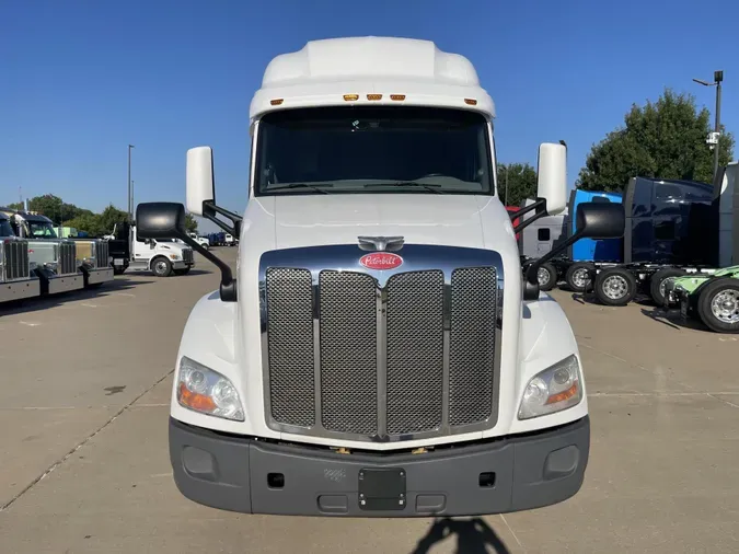 2021 Peterbilt 579