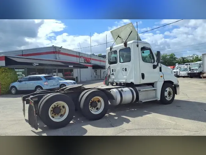 2019 FREIGHTLINER/MERCEDES CASCADIA 125735996153aa56b89fb75abec63c6e761