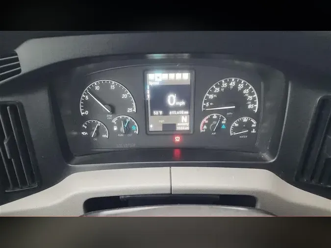 2022 FREIGHTLINER CA126