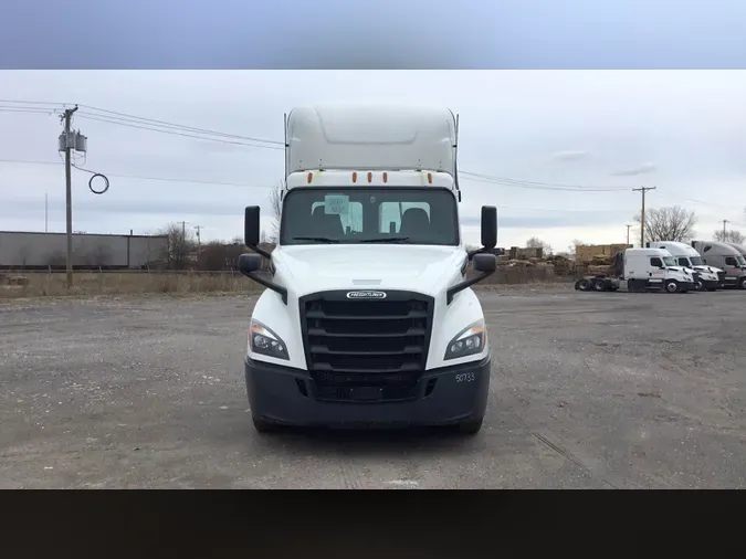 2020 Freightliner Cascadia 126