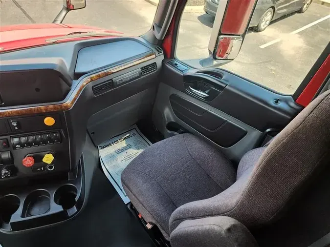 2022 INTERNATIONAL LT625