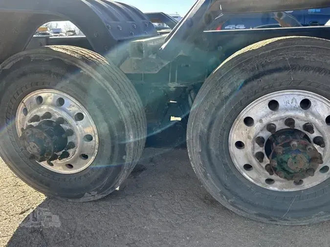 2005 MACK GRANITE CV713