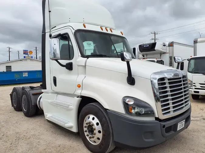2020 FREIGHTLINER CASCADIA 1257364d2303bb176fee9e5c86a05fdfd4a
