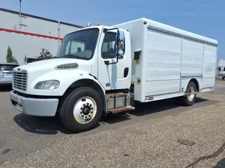 2016 FREIGHTLINER/MERCEDES M2 106