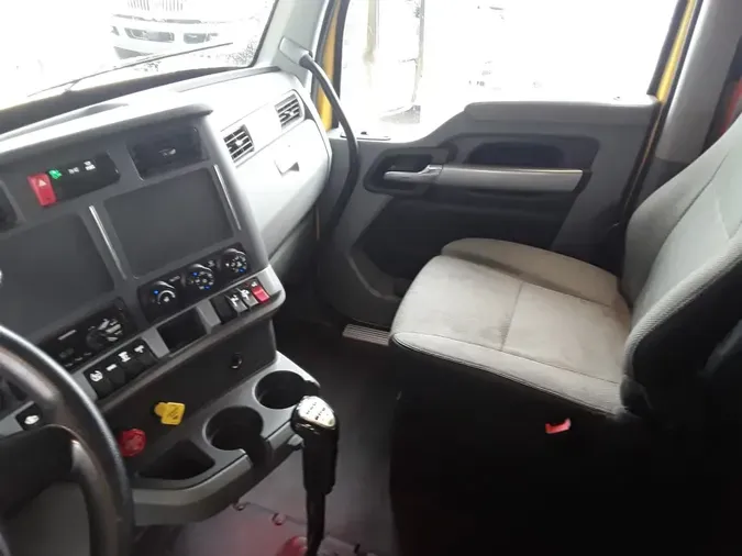 2020 KENWORTH TRUCKS T-880