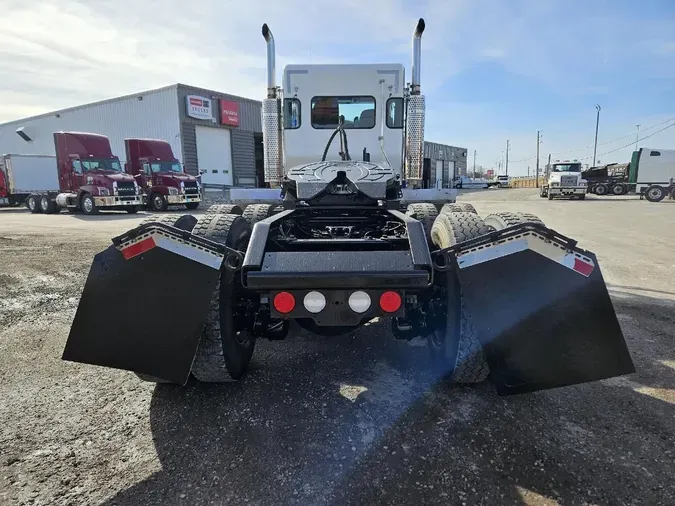 2016 KENWORTH T800