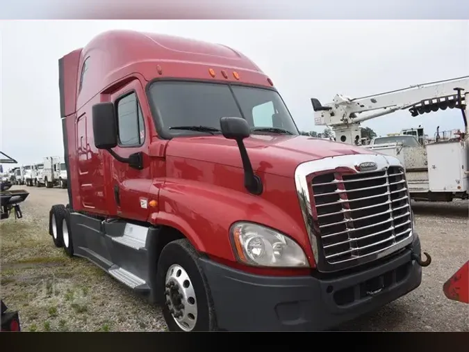 2014 FREIGHTLINER CASCADIA 125