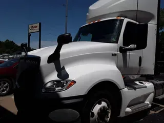 2022 NAVISTAR INTERNATIONAL LT625 DAYCAB T/A