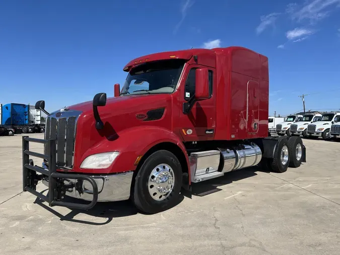 2022 Peterbilt 579