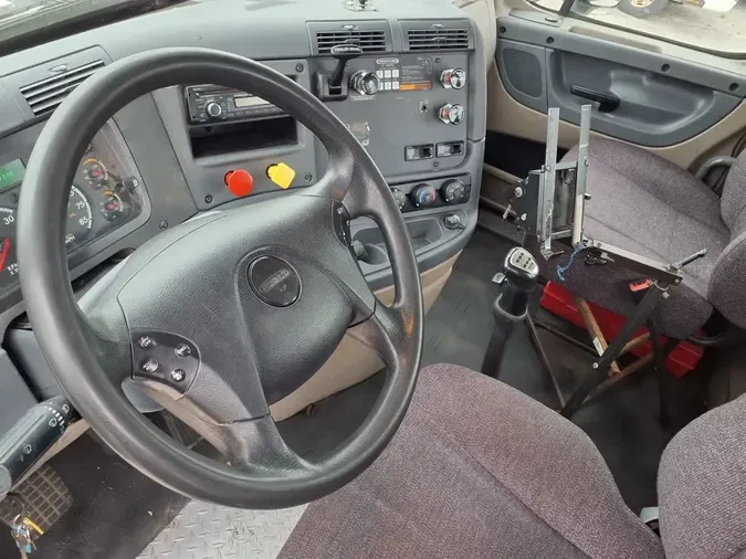2017 FREIGHTLINER CASCADIA 125