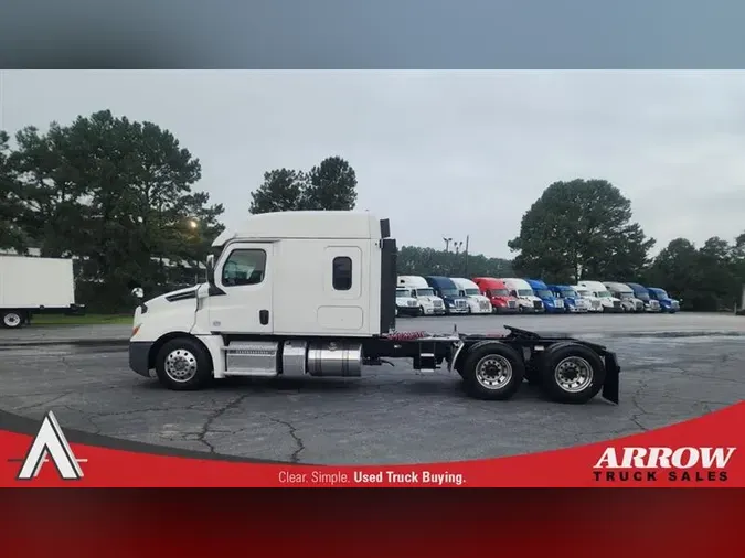 2019 FREIGHTLINER CA126