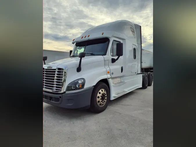 2019 FREIGHTLINER/MERCEDES CASCADIA 125737a7401a8bba86e0742f74affea06f0