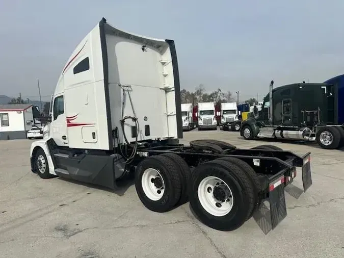 2023 Kenworth T680
