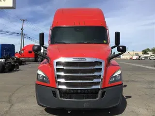 2021 FREIGHTLINER CA126