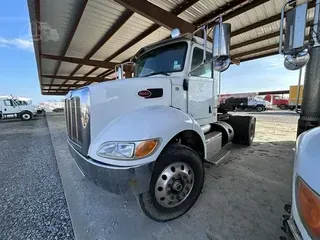 2018 PETERBILT 337