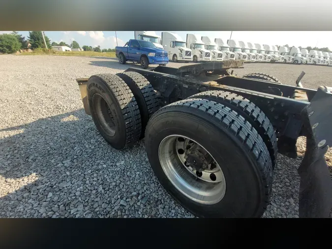 2018 Volvo VNL300