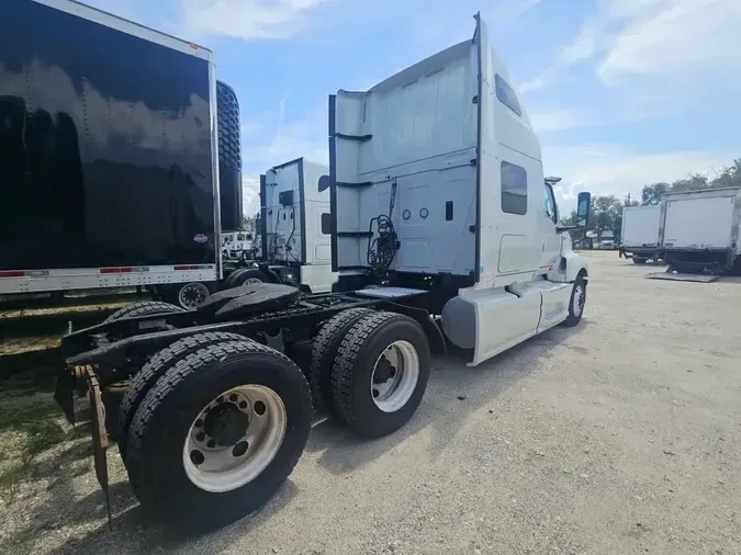 2020 NAVISTAR INTERNATIONAL LT625 SLPR CAB