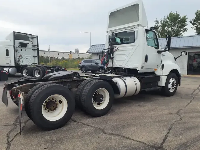 2019 NAVISTAR INTERNATIONAL LT625 DAYCAB T/A