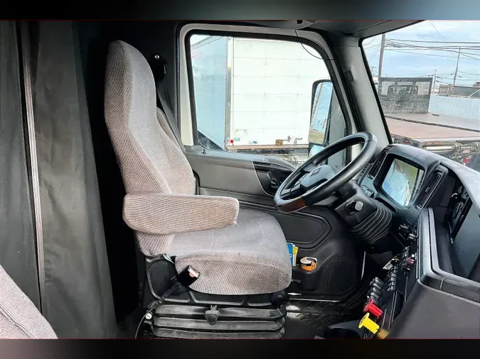 2023 INT LT625 6X47396709a64cfdd89966f135354386b51