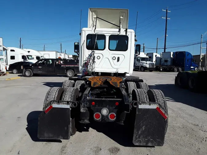 2019 FREIGHTLINER/MERCEDES CASCADIA 125