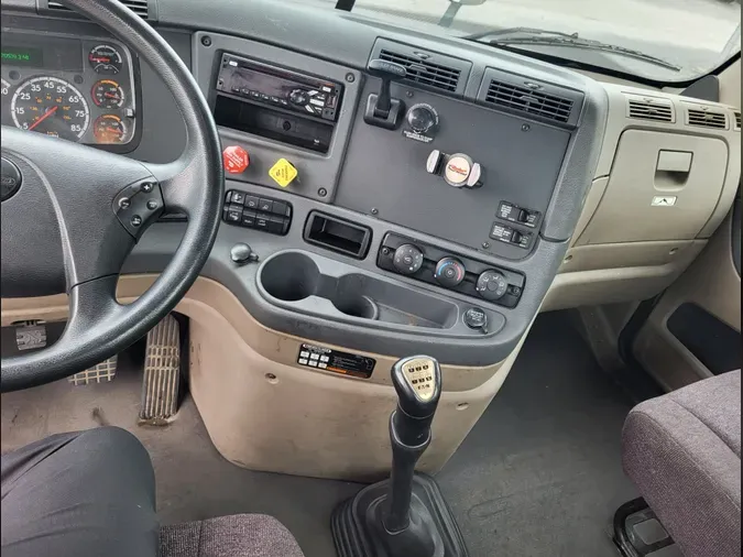 2017 FREIGHTLINER/MERCEDES CASCADIA 125