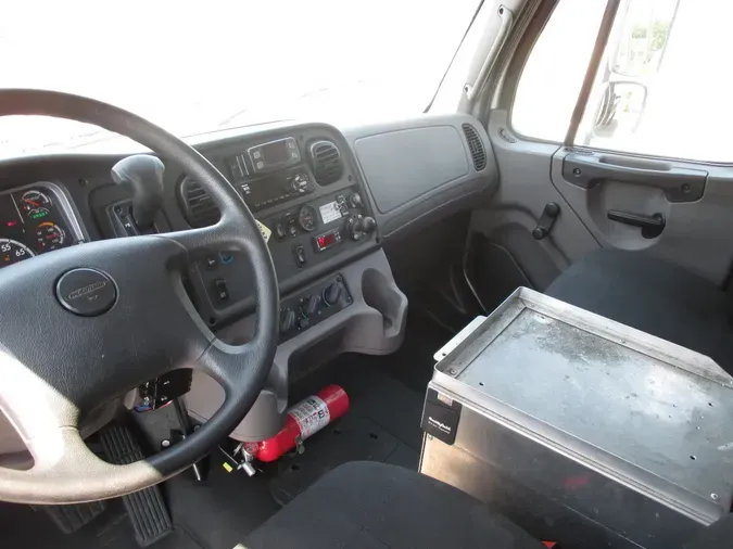 2019 FREIGHTLINER M2739f3d02305aac50ac9f1bc5c4edb62b