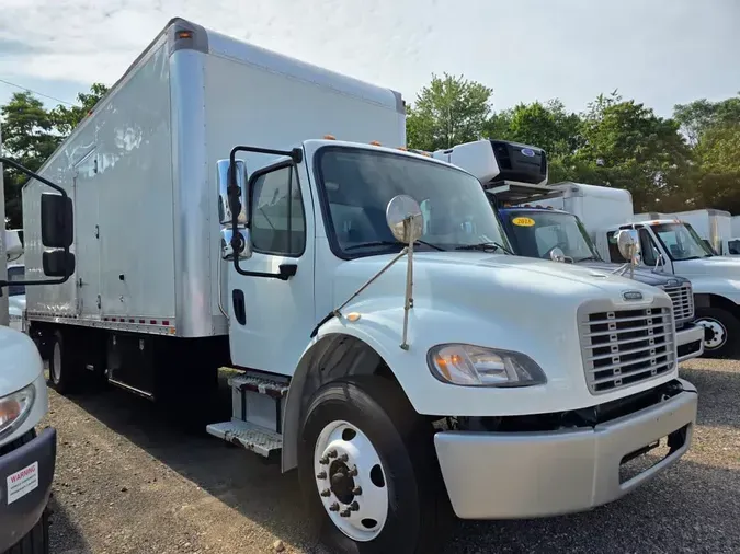 2019 FREIGHTLINER M2 106