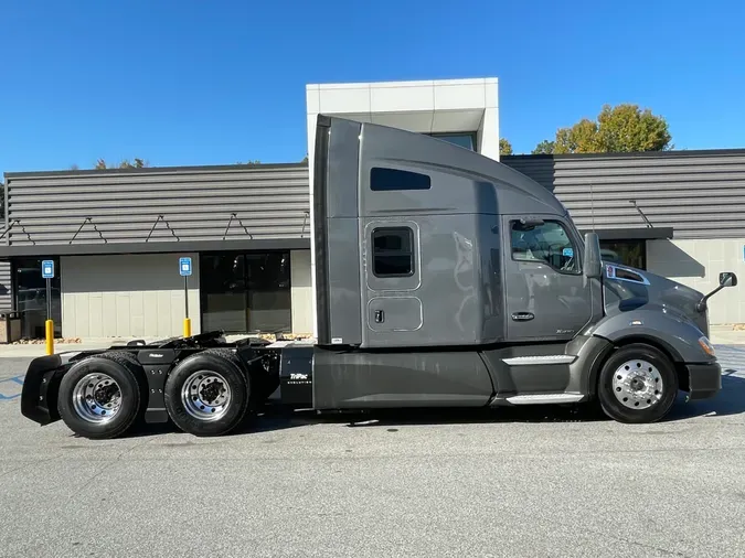 2021 Kenworth T680