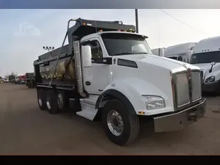 2018 KENWORTH T880