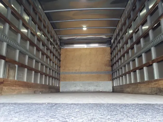 2017 FREIGHTLINER/MERCEDES M2 10673b90a4e8d5226bf1ef7ea10f40d1097