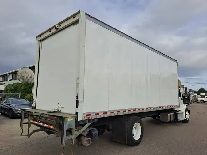 2019 FREIGHTLINER/MERCEDES M2 106