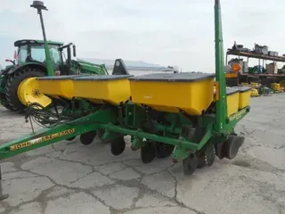 1998 John Deere 1750