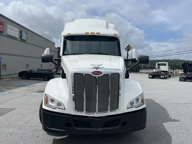 2022 Peterbilt 57973cd976fcbc1c859cf47d1429523170d