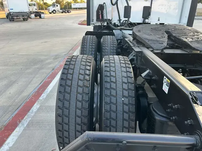 2022 Kenworth T680