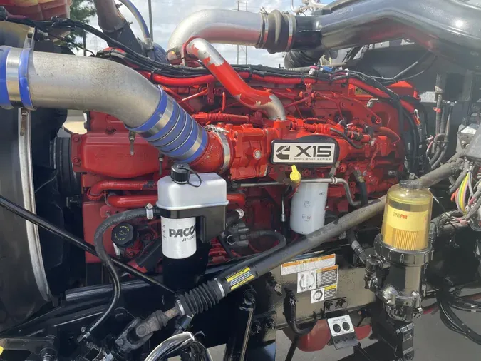 2019 Peterbilt 389