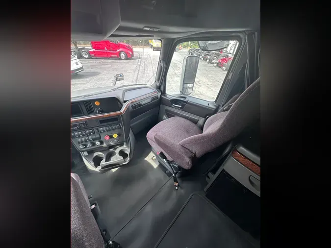 2020 INTERNATIONAL LT625